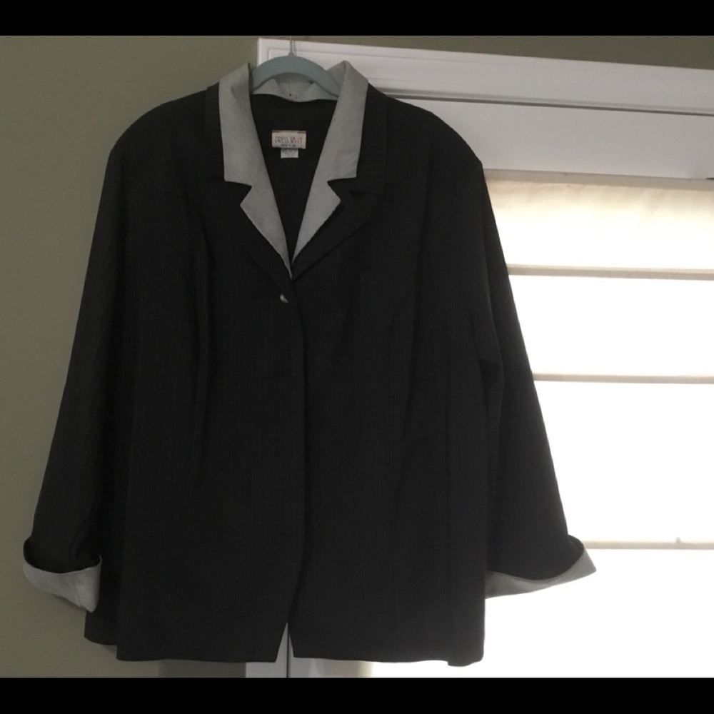 Dress Savvy New York 2 pc pant suit